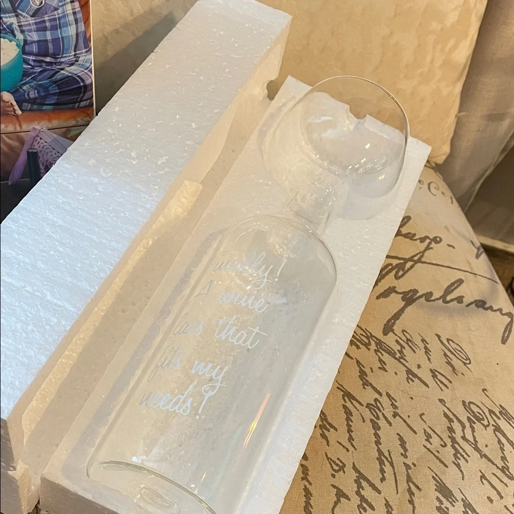 BigMouth Inc. Wine Bottle Glass - NIB - Picture 9 of 12